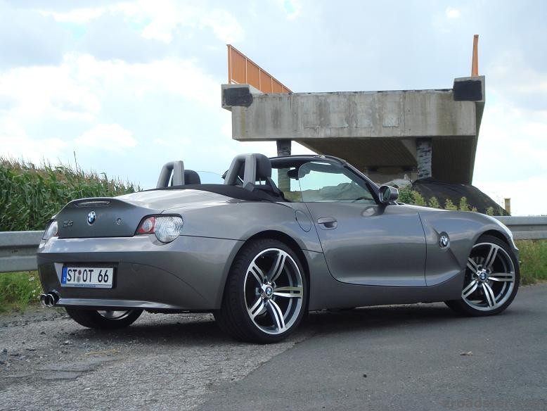 Z4 Sterling Grau