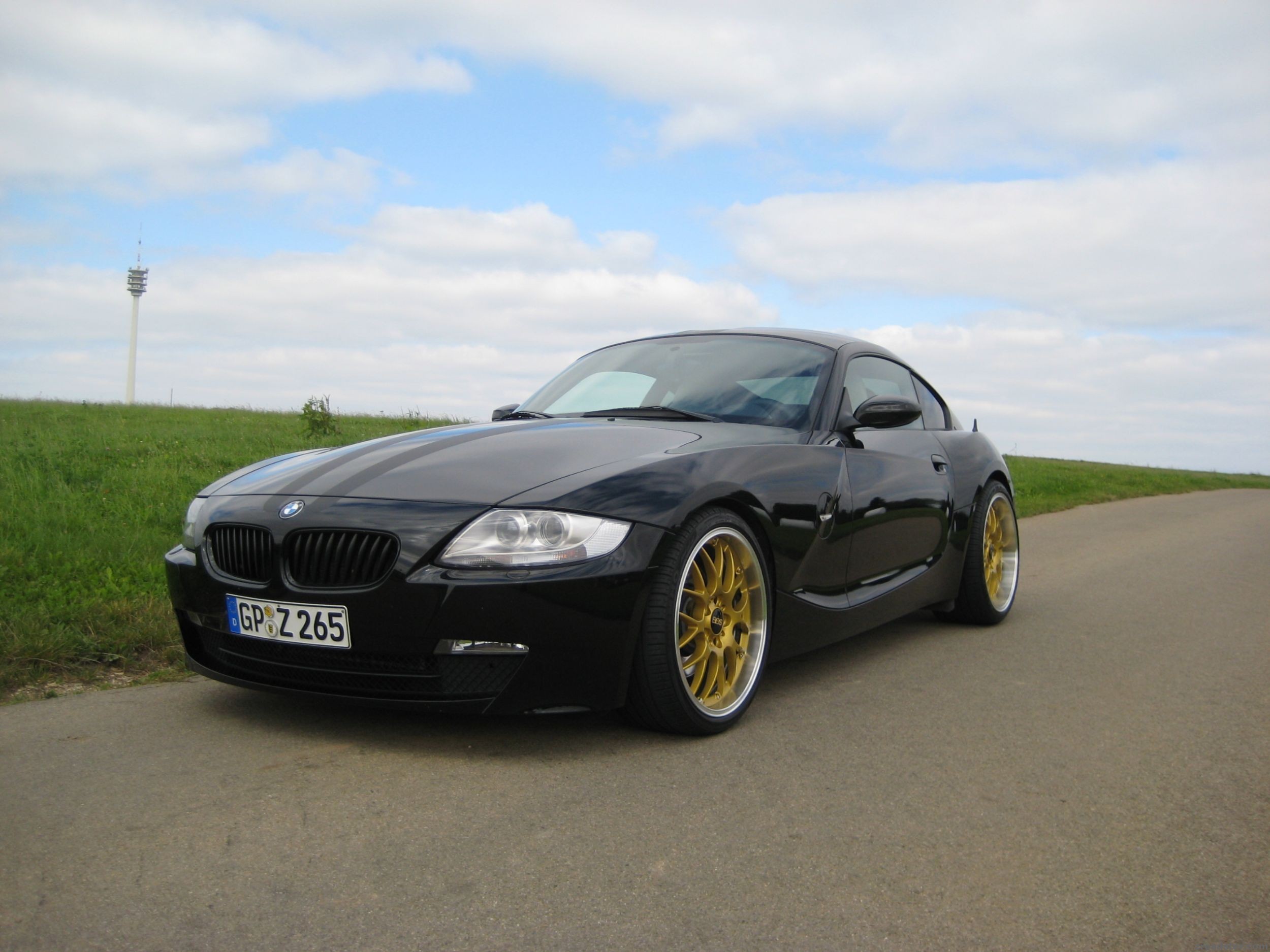 Z4_gold_001