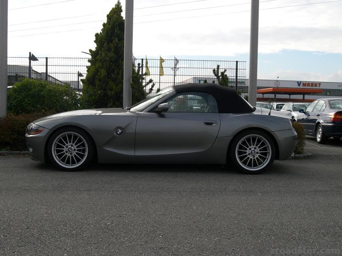 Z4_Radial01