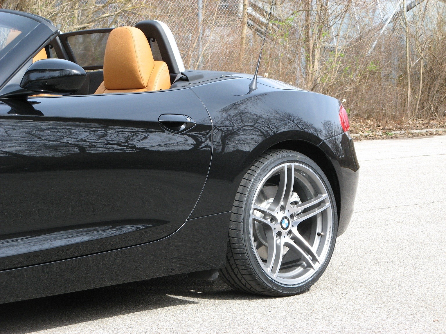 Z4_sDrive35i_0077x1