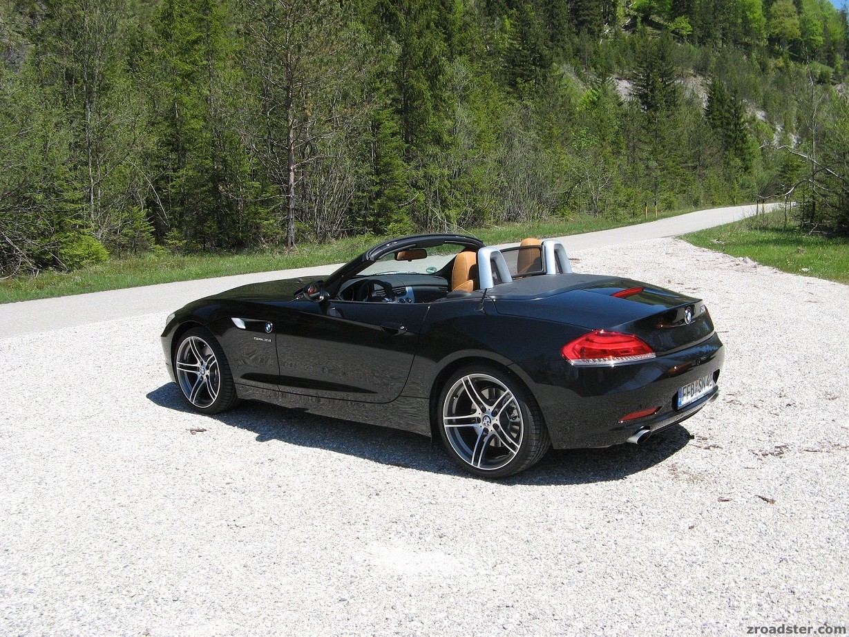 Z4_sDrive35i_1019x