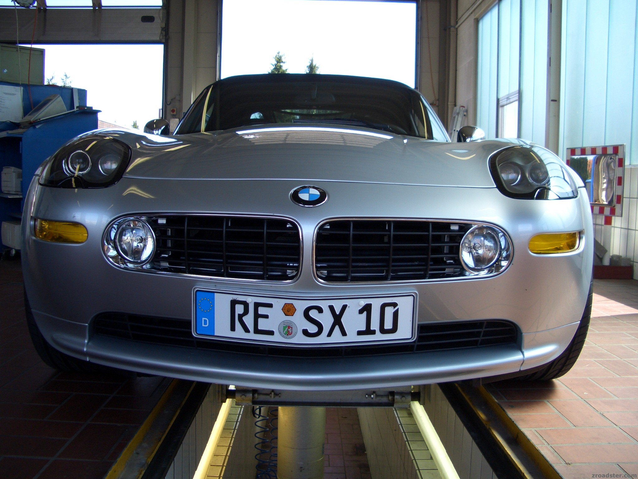 Z8 - Mit Zetti beim Tüv :-)