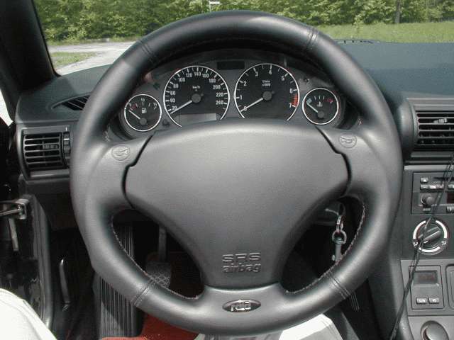 Zetti mit Raid Lenkrad