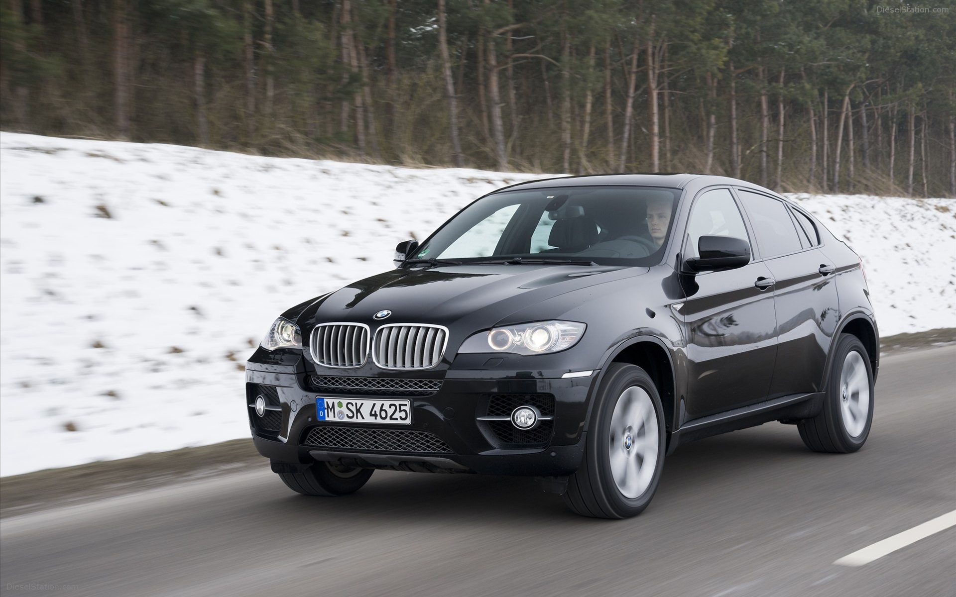 BMW-X6-2012-widescreen-06.jpg