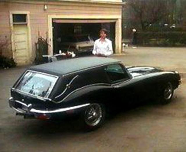 harold-and-maude-jaguar-xke-hearse.jpg