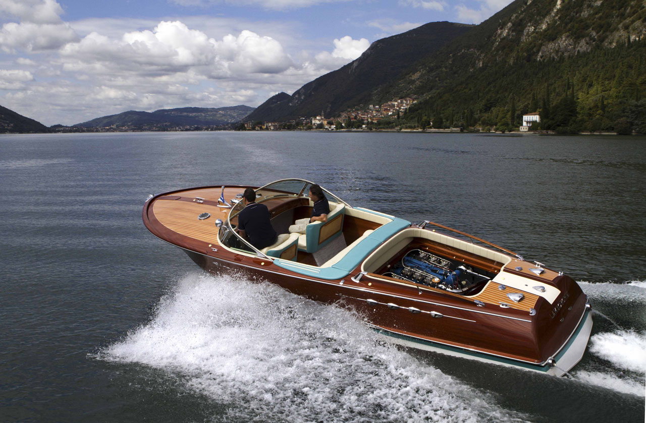 Riva-Aquarama-2.jpg