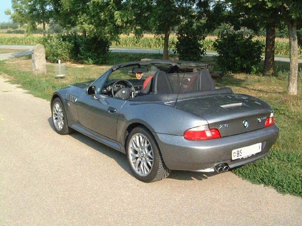 101076zetti04-med.jpg