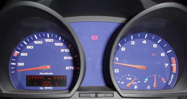 Z4_Kilometerstand_.JPG