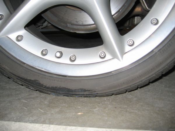 Felgenschaden1.JPG