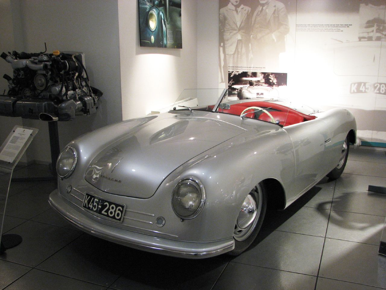 Porsche_356_Nr._1_Roadster_1948.jpg