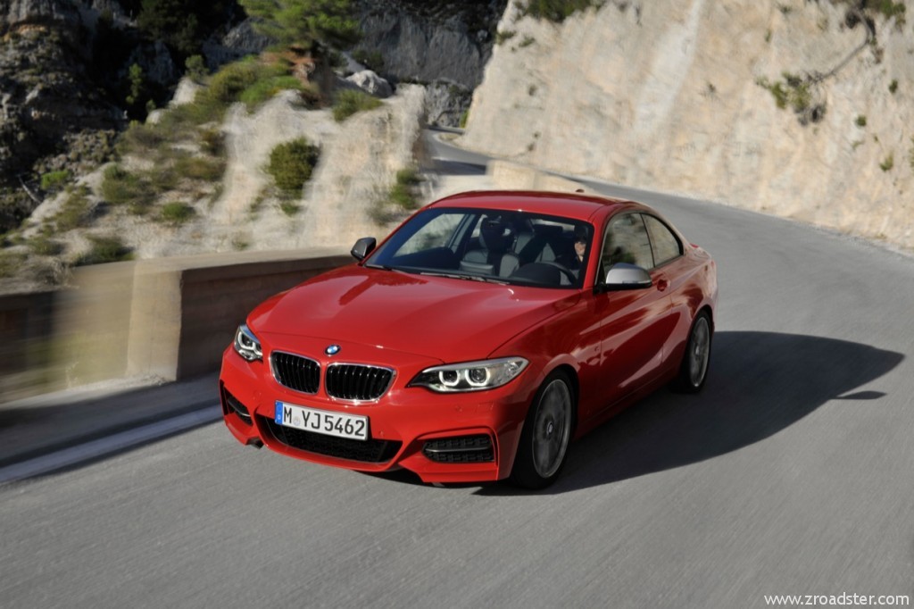 BMW_M235i_Coupe_03-1024x682.jpg