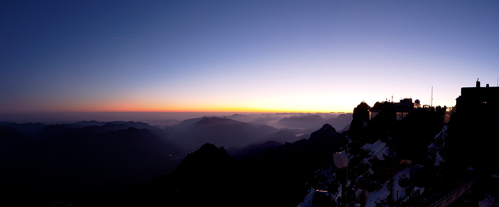 Pano-Zugspitze-1a-XL.jpg