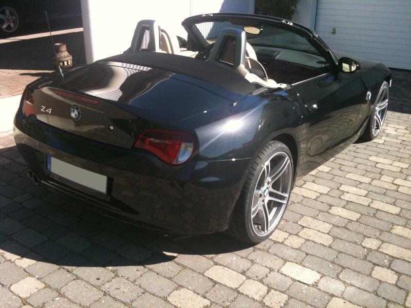 7399940smi.jpg
