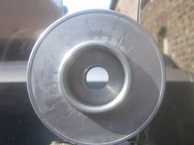 29953324ke.jpg
