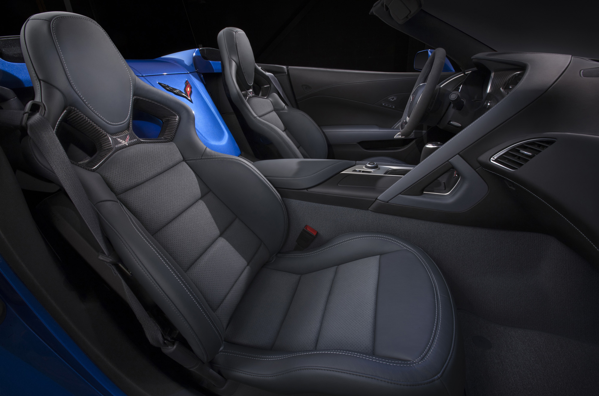 2015-Chevrolet-CorvetteZ06conv-048.jpg