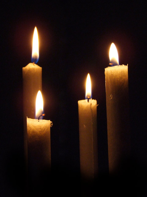 kerzen-vierter-advent.jpg