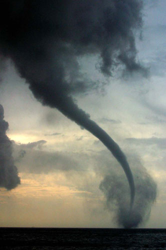 TORNADO.jpg