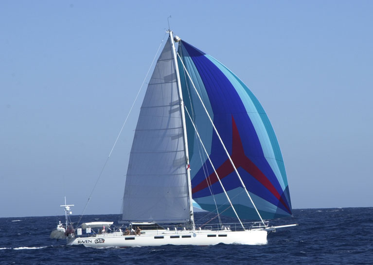 Raven%20spinnaker%20shot%20from%20starboard%20(Ha-Ha%202000).jpg