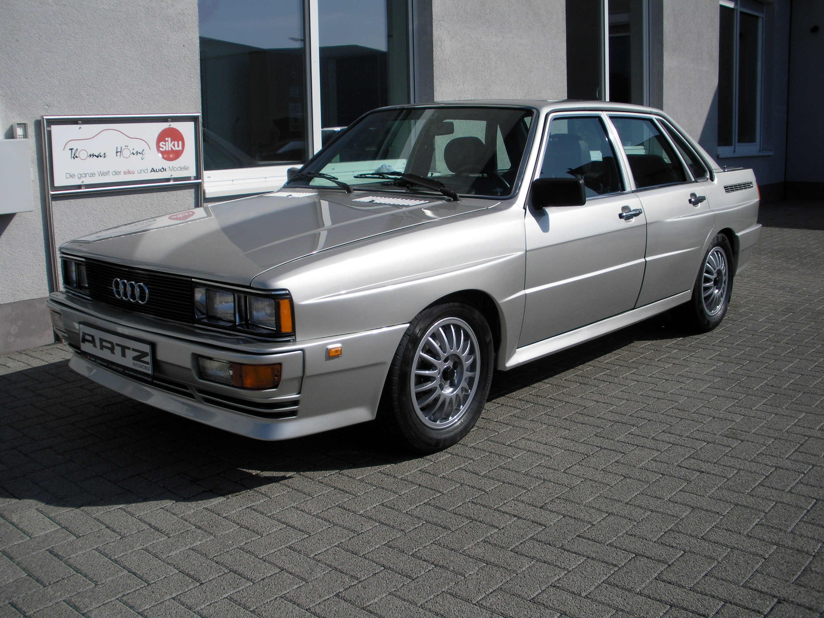 Audi_Quattro_ARTZ_Limousine.JPG