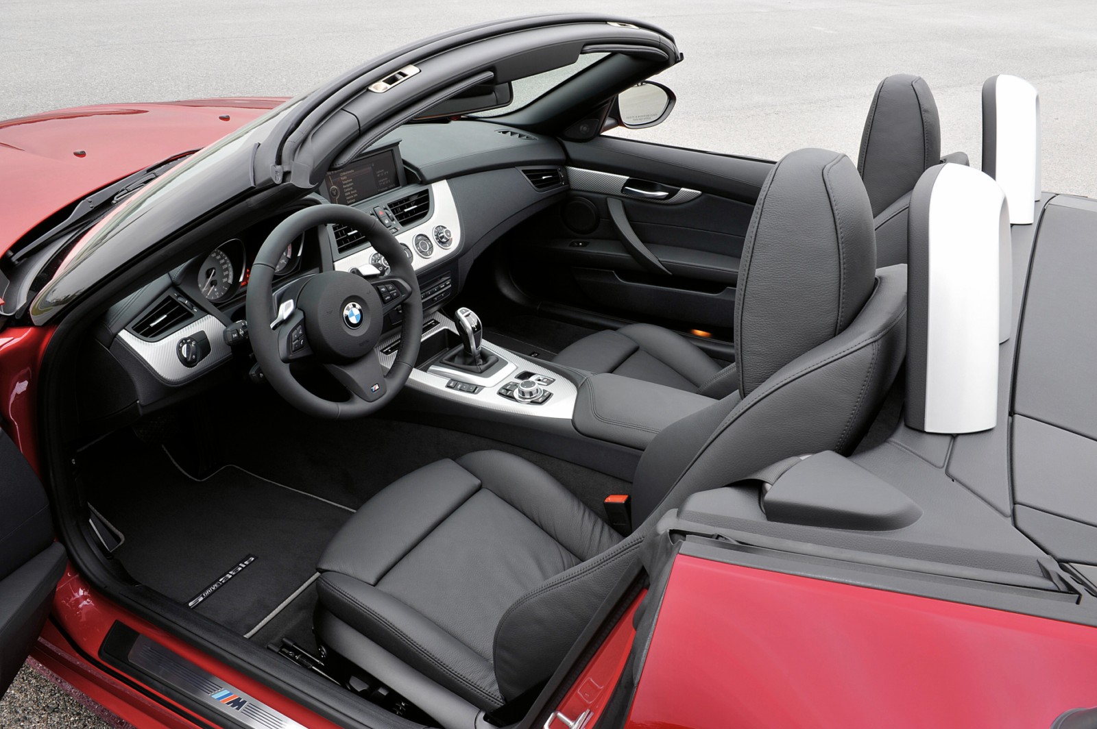 bmw-z4-sdrive35is-02.jpg