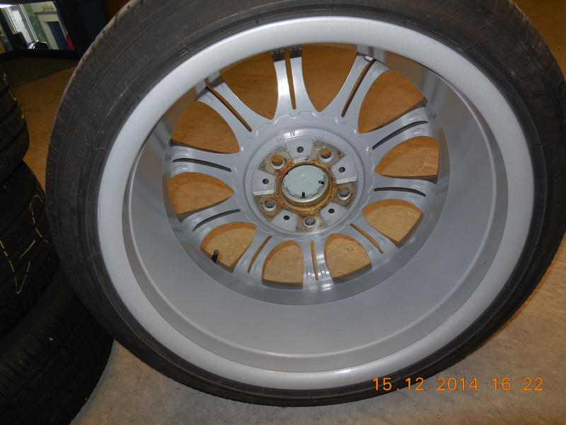 20405743tk.jpg