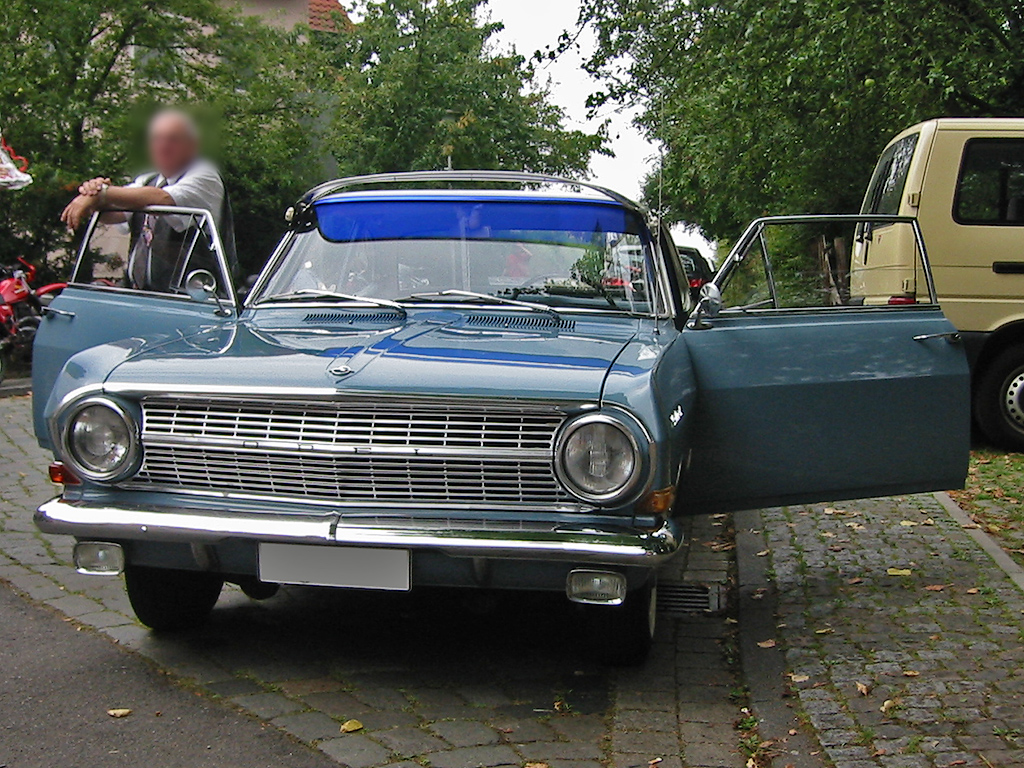 Opel_rekord_a_v_sst.jpg
