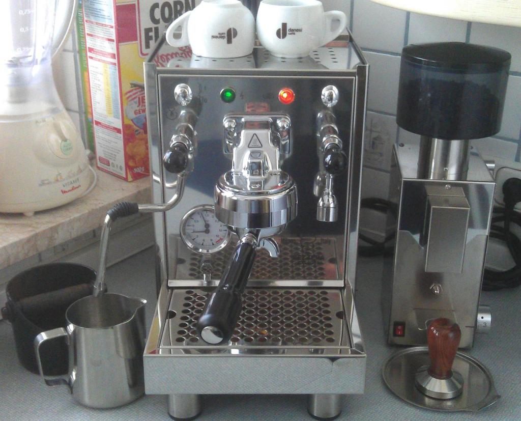 kaffee_eckdtx1.jpg