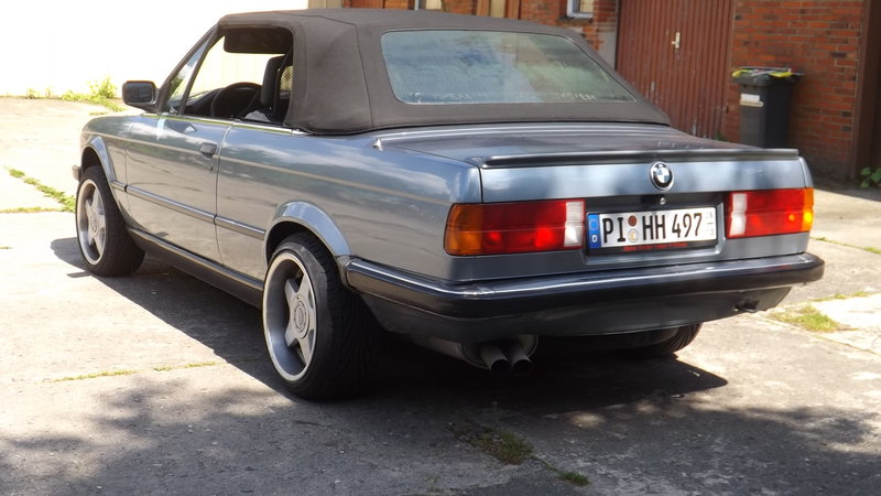 18528689ec.jpg