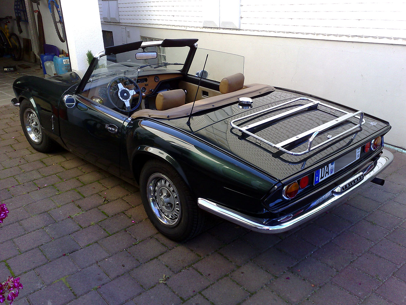 Triumph_Spitfire_1500_rear.jpg